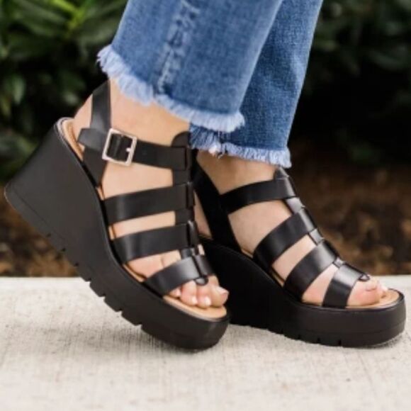BRAND NEW SODA KARBIE-S WEDGE OPEN TOE MULTI-STRAP PLATFORM SANDALS - Picture 15 of 16
